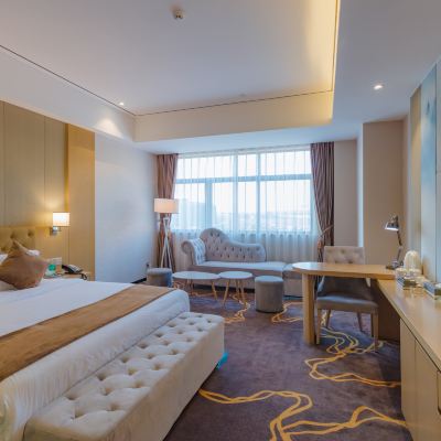 雅緻豪華大床房 台山禾酒店優惠