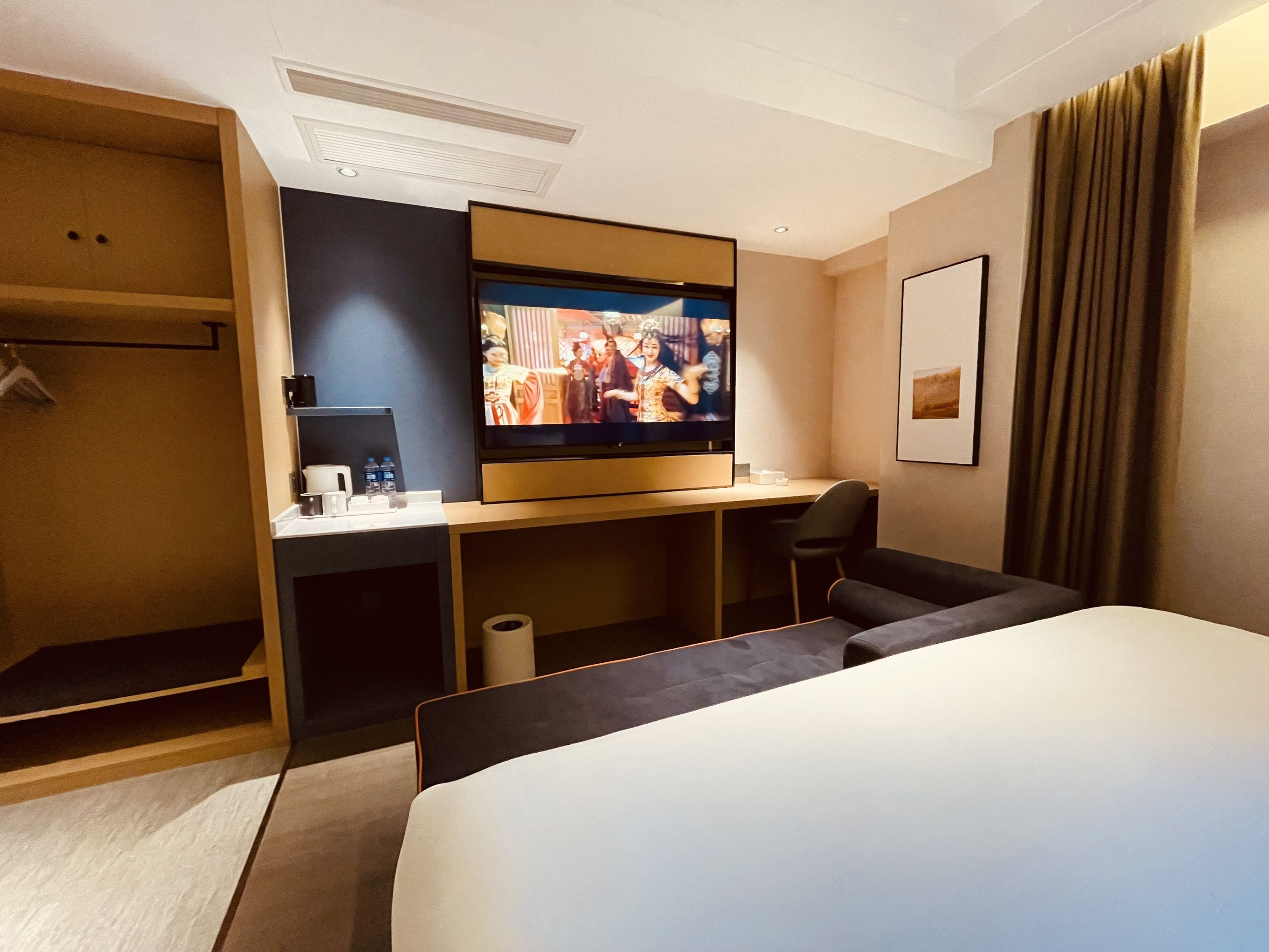 智慧优选大床房（电视投屏·零压床垫·智能声控·中央软水）