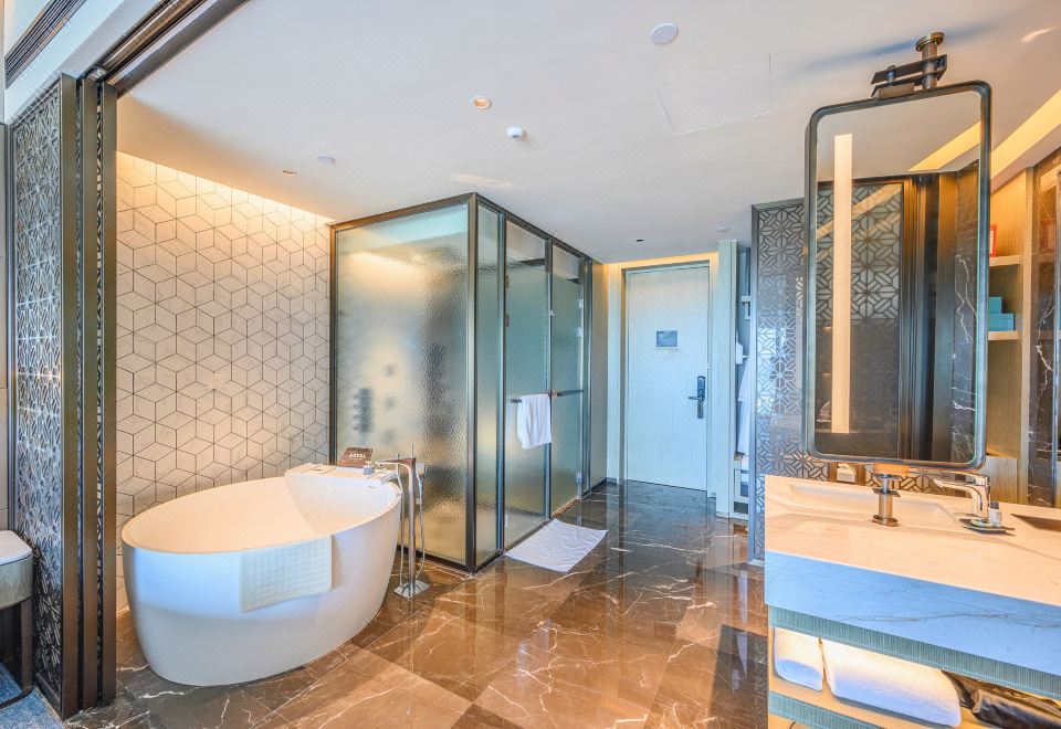 行政海景双床房（180度全落地窗看海景日出）