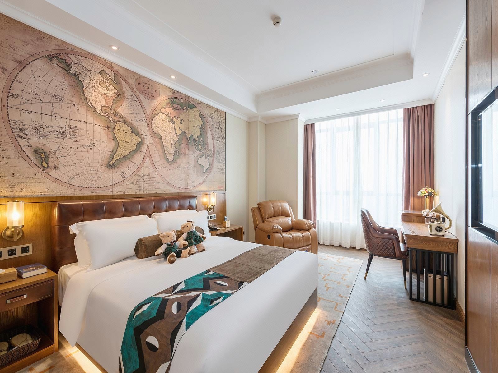 啡凡喆熊大床房（可投屏电视）