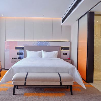 豪華大床房 深圳北站希爾頓歡朋酒店優惠