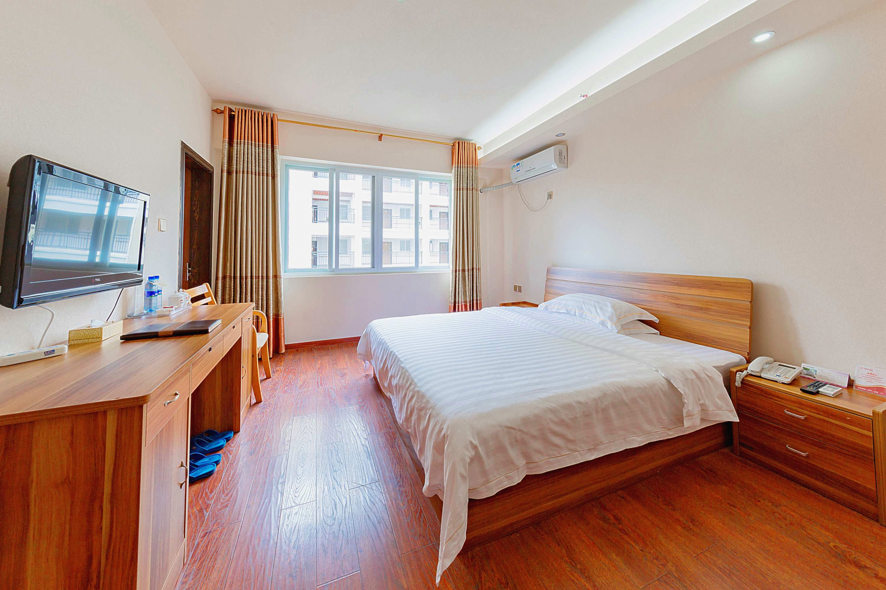 Jinqiu Holiday HotelDeluxe King Room