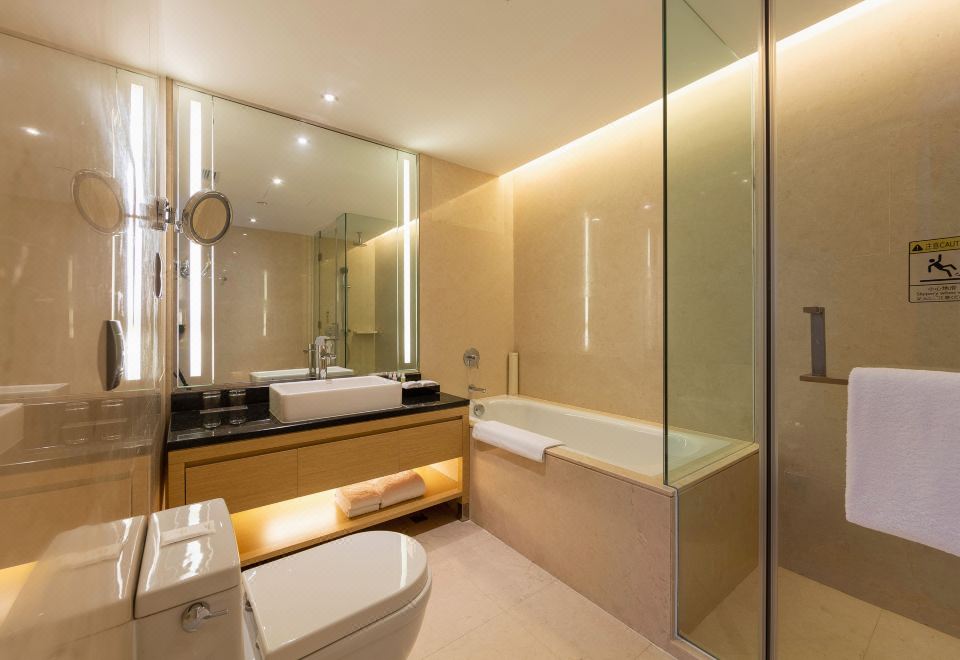 Two-Bedroom Deluxe Suite