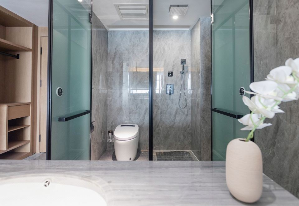 智享·奢華雙床房—智能客控