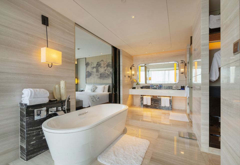 行政套房（都市街景+舒享空间+独立客厅）