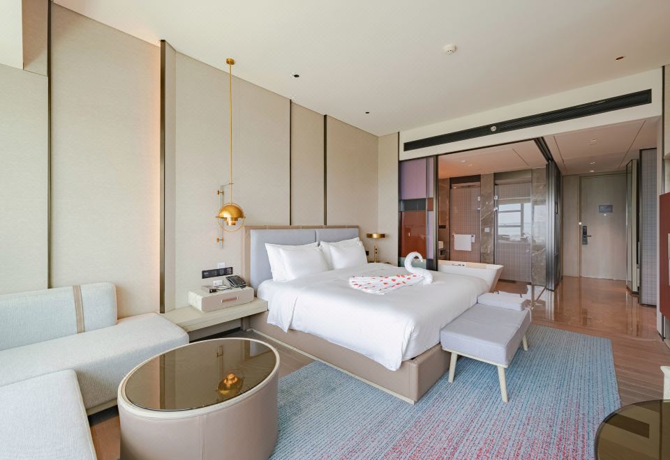 商務海景大床房（180度全落地窗看海景日出）