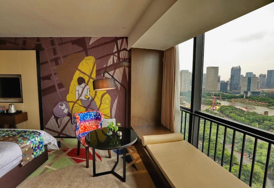 品質景觀大床房（180°正湖景+小冰箱+電動窗簾）