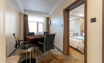 Wang Quigrid Business Hotel - Housity