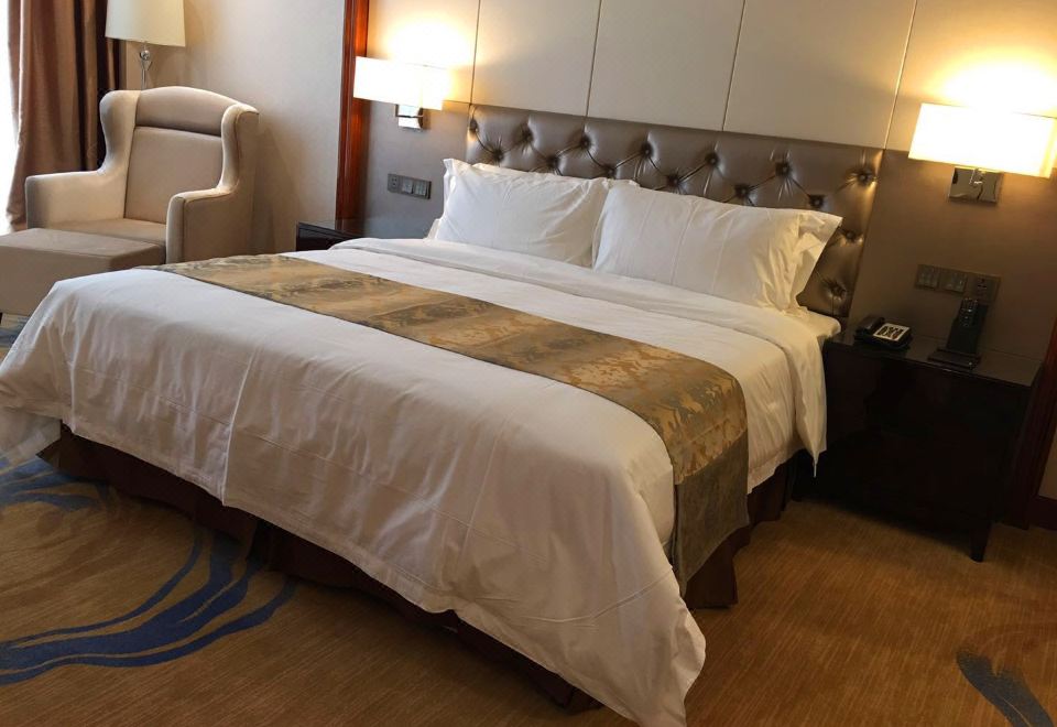 Executive Room - City-View (Double bed)