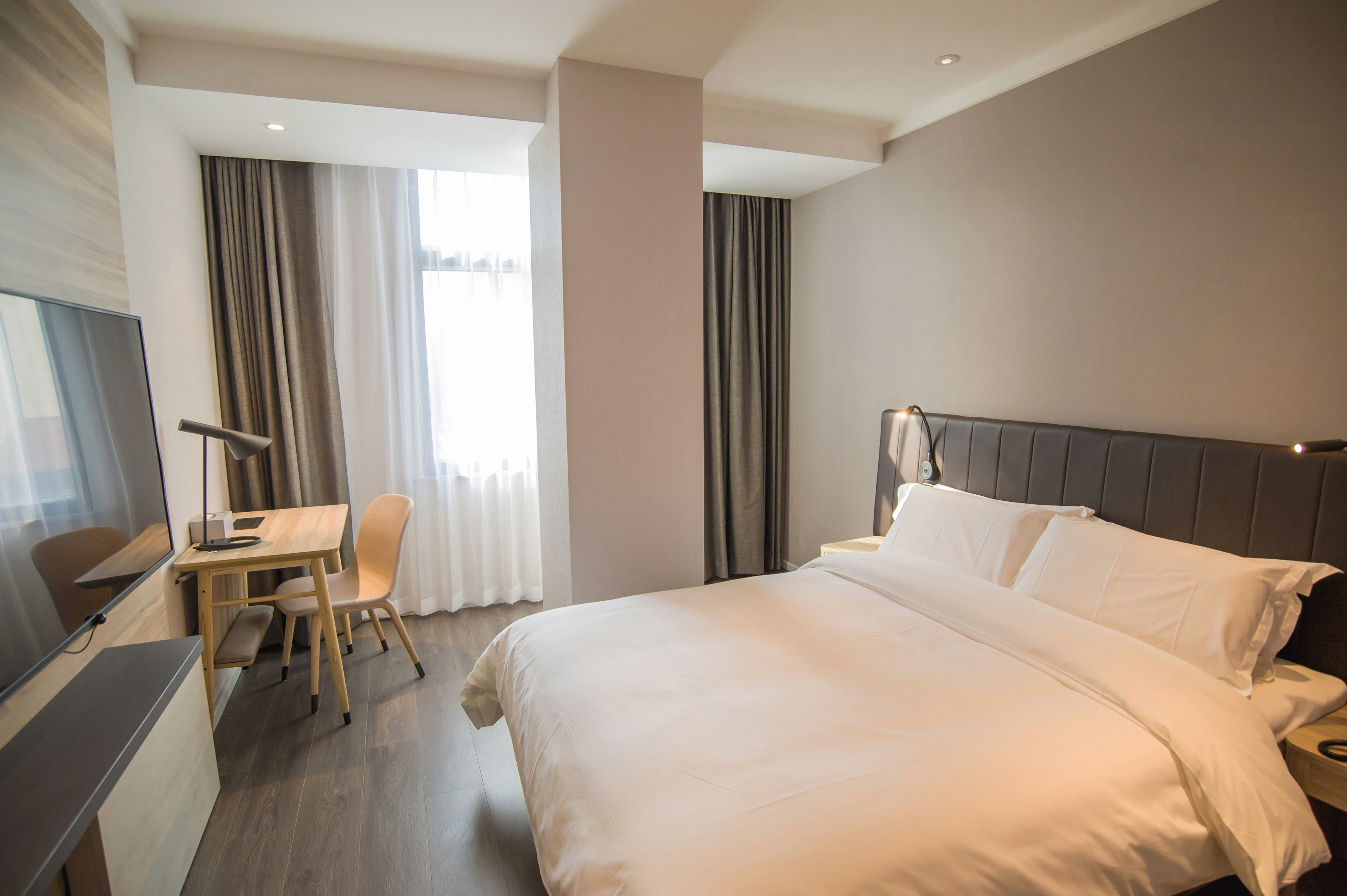 大床房（电视投屏）