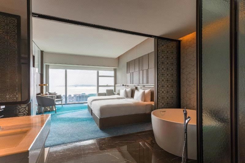 行政海景双床房（180度全落地窗看海景日出）