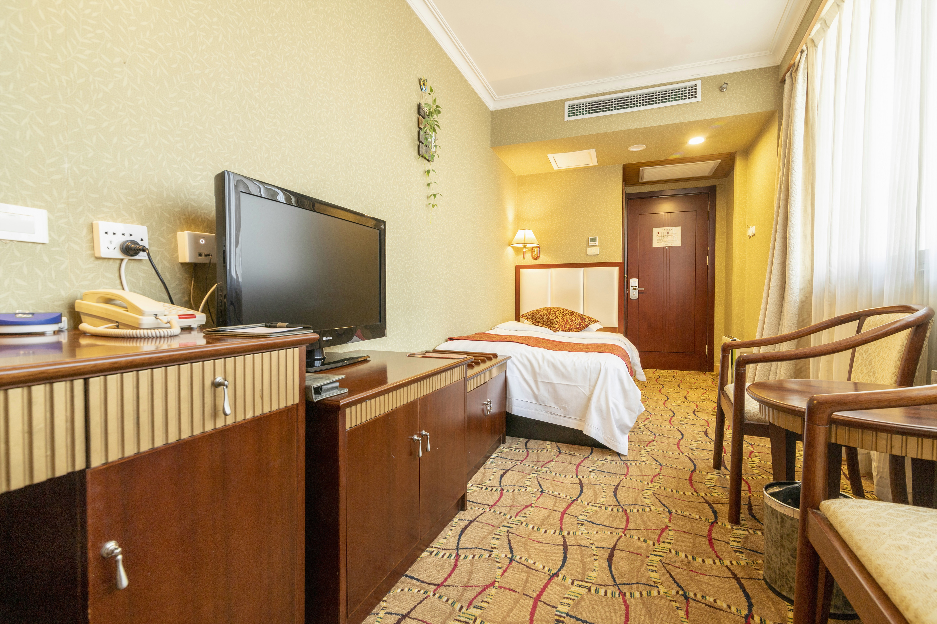 迷你单人小床间