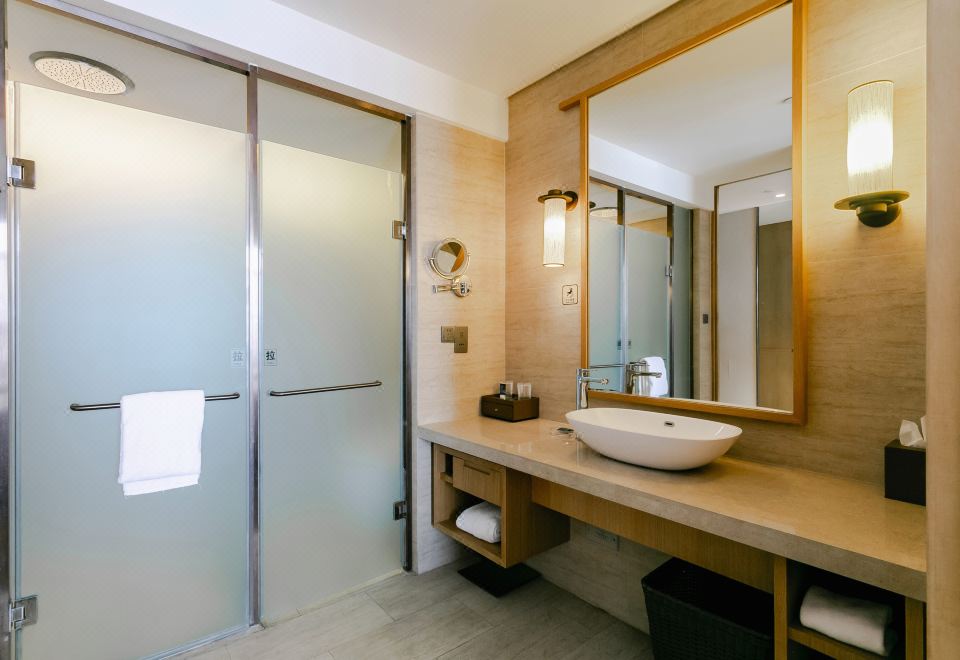 豪华双床房（金可儿床垫+独立阳台+书桌+小童乐园）