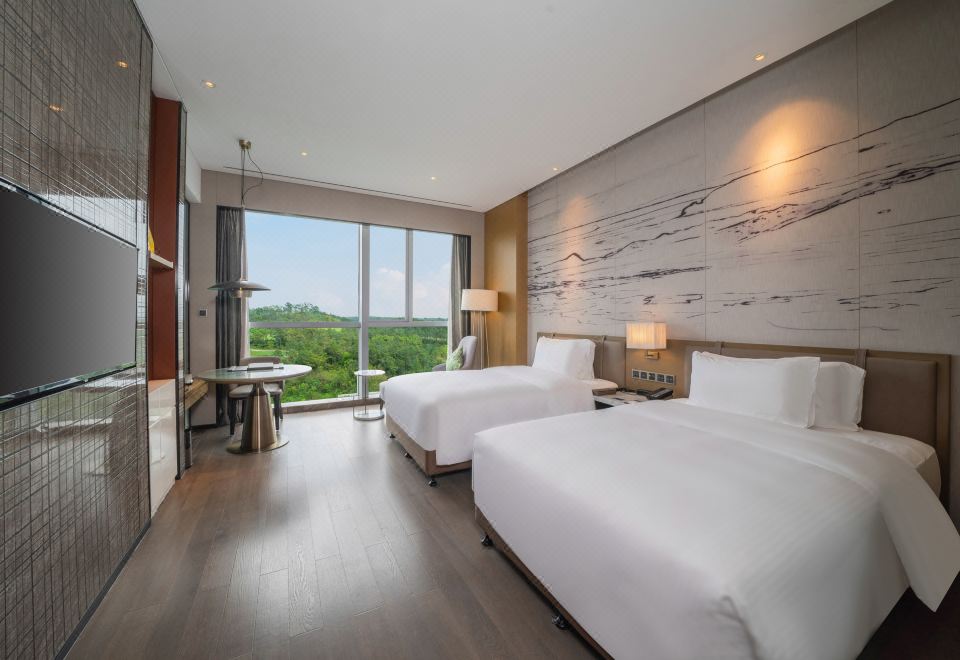 高尔夫静谧负离子?豪华双床房