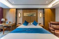 Maison Realm Hotel