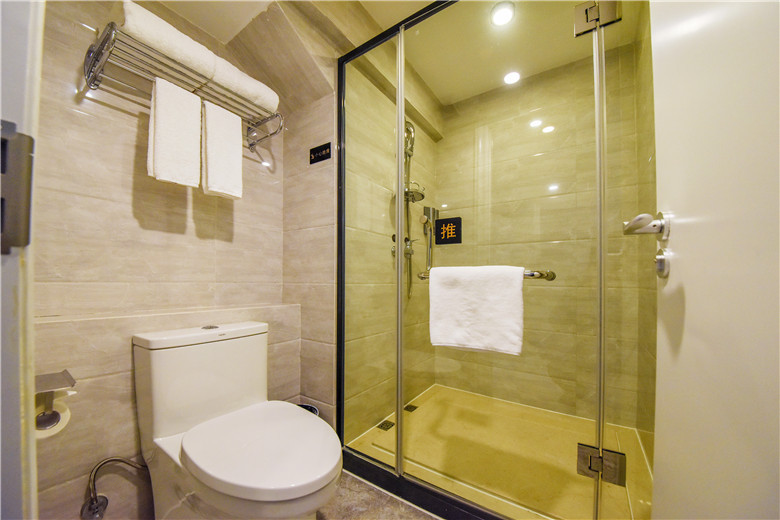 Loft Superior Twin Room (Good Lighting)