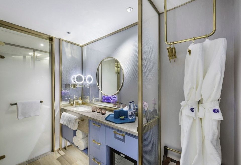 雅致大床房（空氣凈化器-電視投屏-無窗）