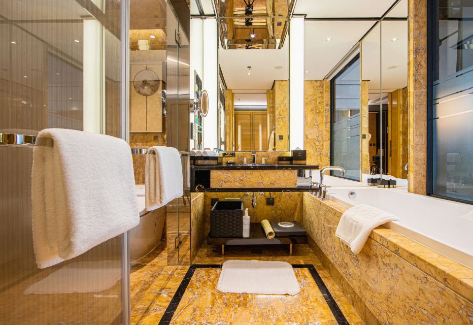 Tylfull Hotel BeijingDeluxe Standard Room - City-View