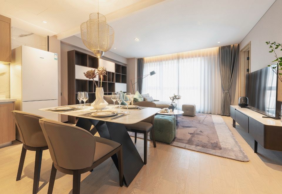 甄选二居室|厨房设备+冰箱+洗烘一体机+哈曼卡顿音响