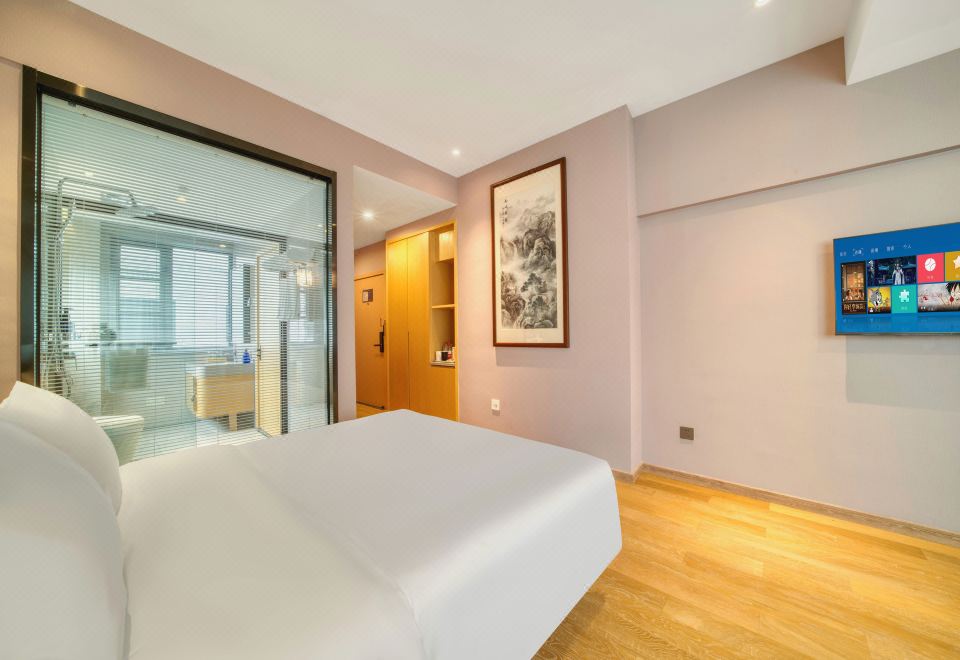 朝花夕拾·豪华大床房（智能客控+智能马桶+沙发）