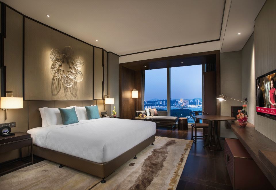 高级海湾景观超大床（一线海景度假圆浴缸）