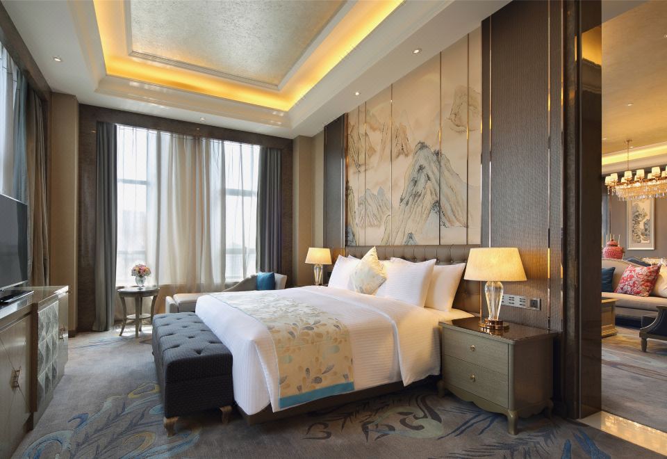 董事套房（地毯+热带雨林沐浴+浴缸）