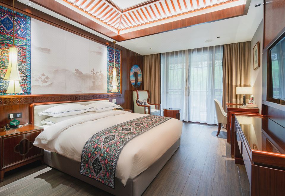Mountain Fanjing Qixi Resort Panorama Deluxe Suite - 2-Bedroom (Floor Heating)
