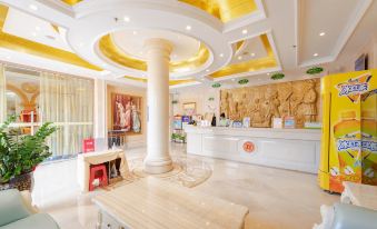 Vienna Hotel (Shenzhen Tianbao Road)