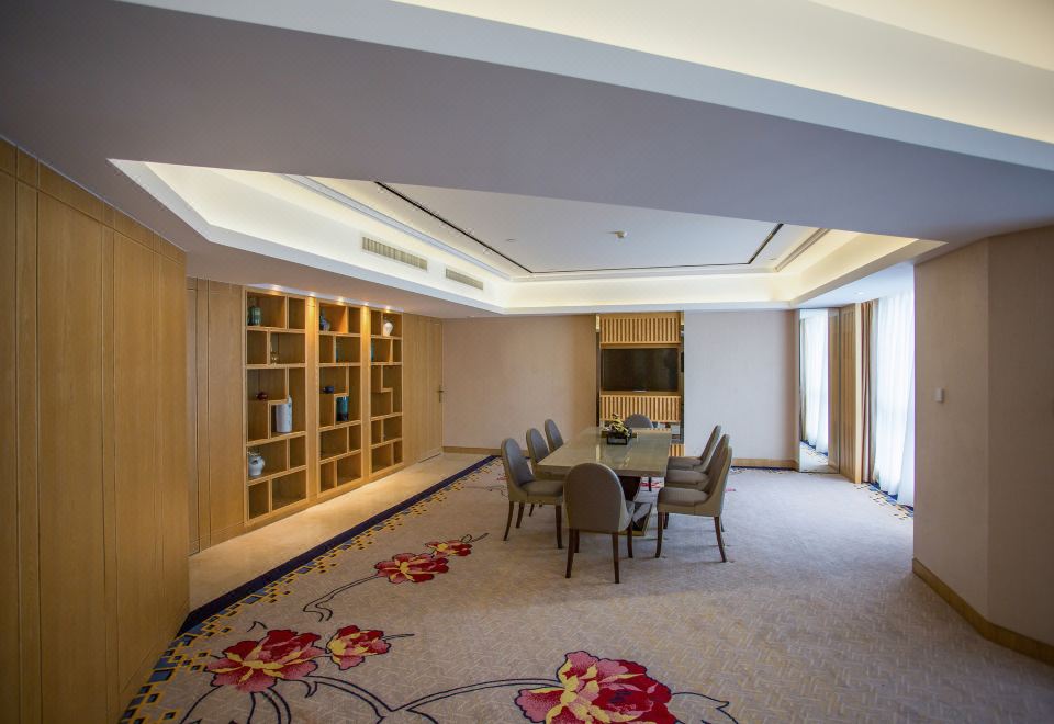 Gloria Grand Hotel JishouPresidential Suite