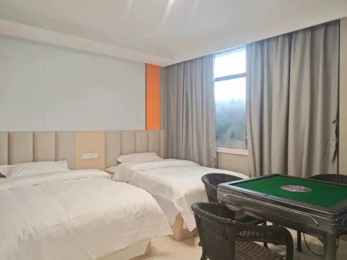 Longfeng Hotel
