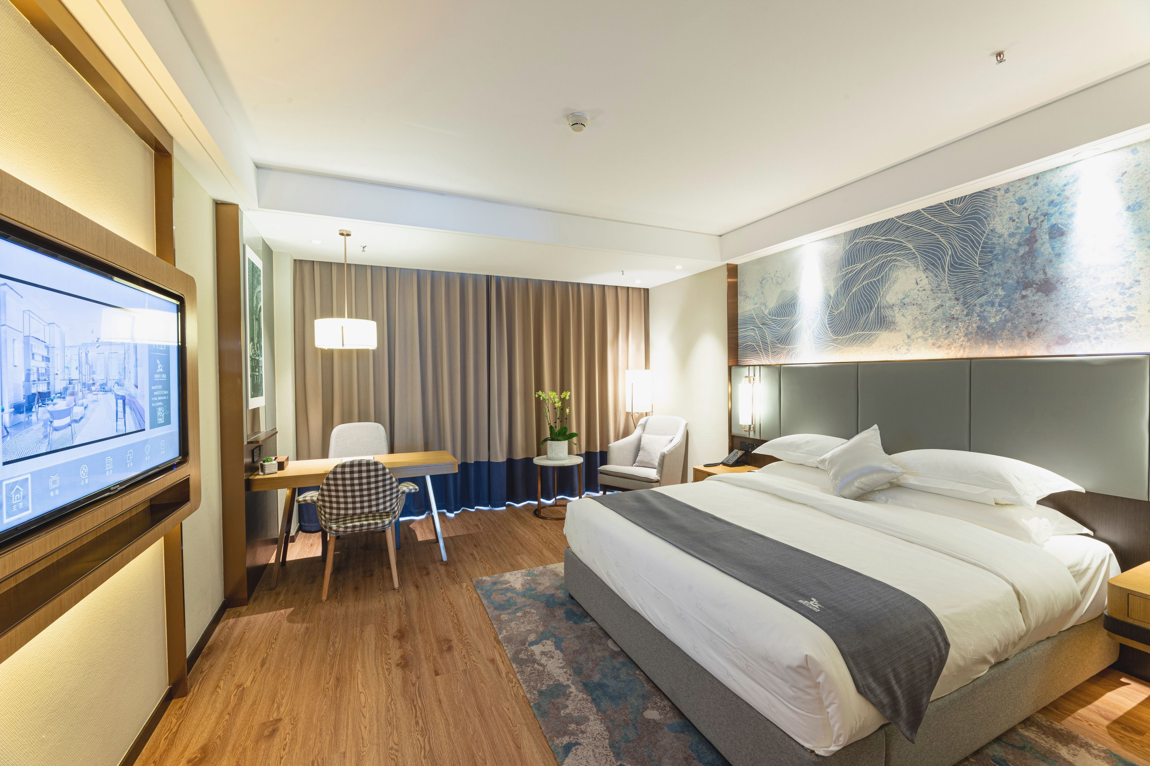 豪华大床房[全景落地窗]