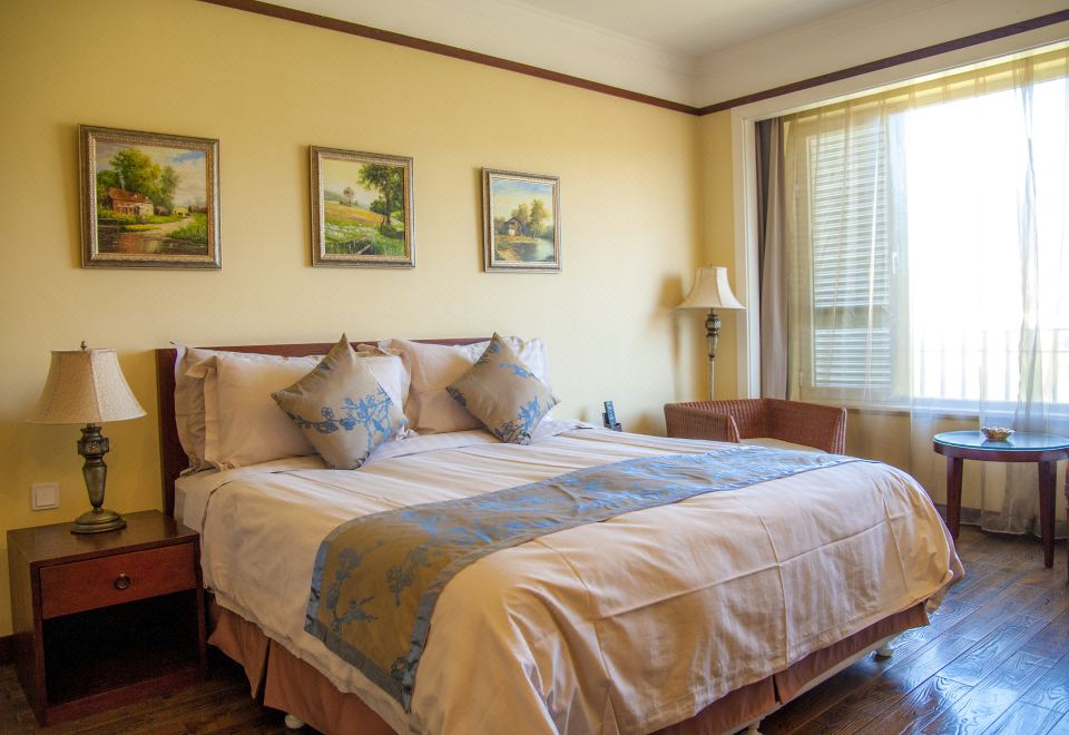 豪华景观大床房