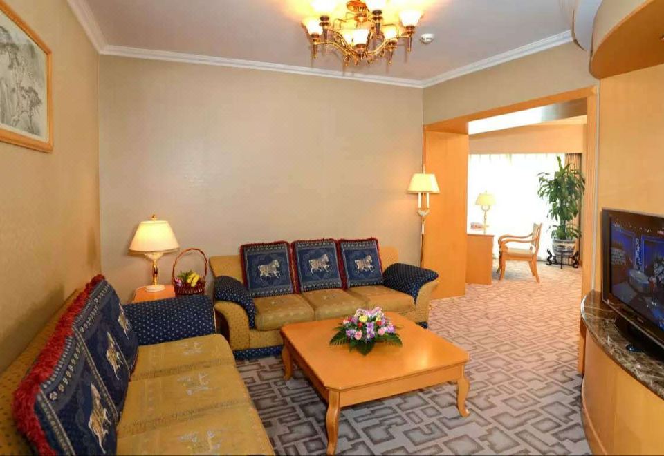 主楼普通大套房