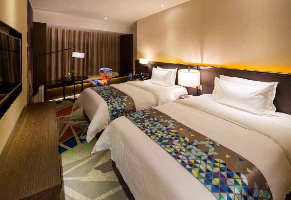 品質景觀雙床房（180°正湖景+小冰箱+電動窗簾）