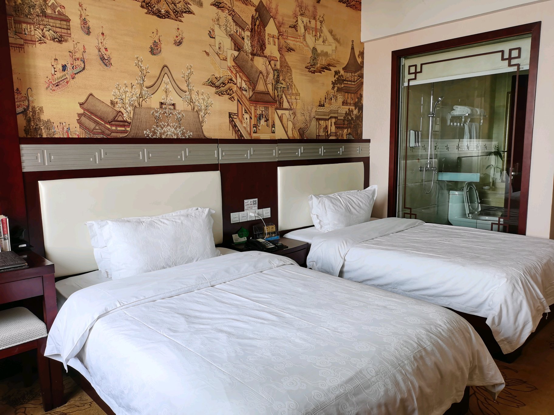 豪华标准间（亲肤床品）