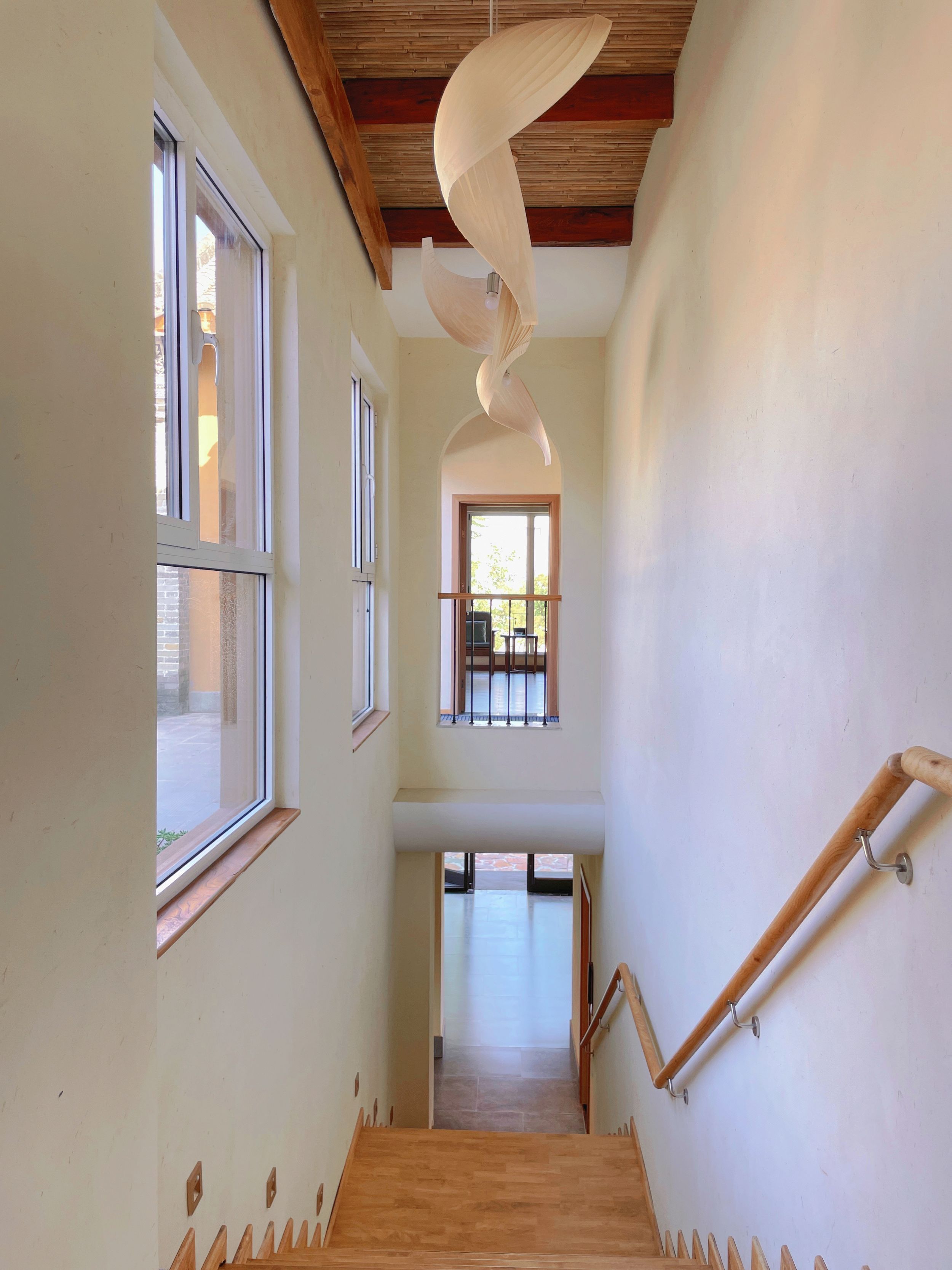 Xibaipo Baili Water Township竹逸居湖景大床房