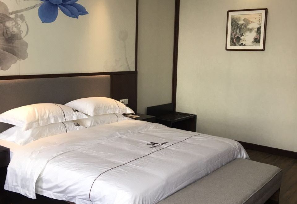 Wanbo Holiday HotelDeluxe Suite (Smart Home System)