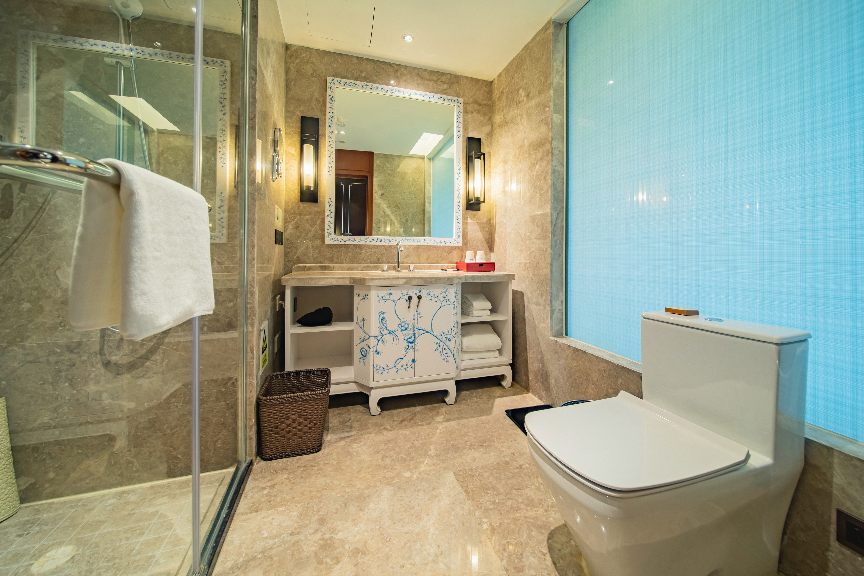 人月初见高级大床房