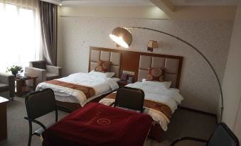 Yufeng Yiju Business Hotel