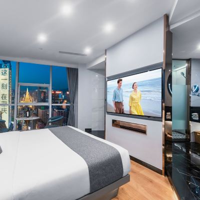 全景視野大床房 重慶D·Guest鑽客智能酒店（解放碑洪崖洞店）優惠