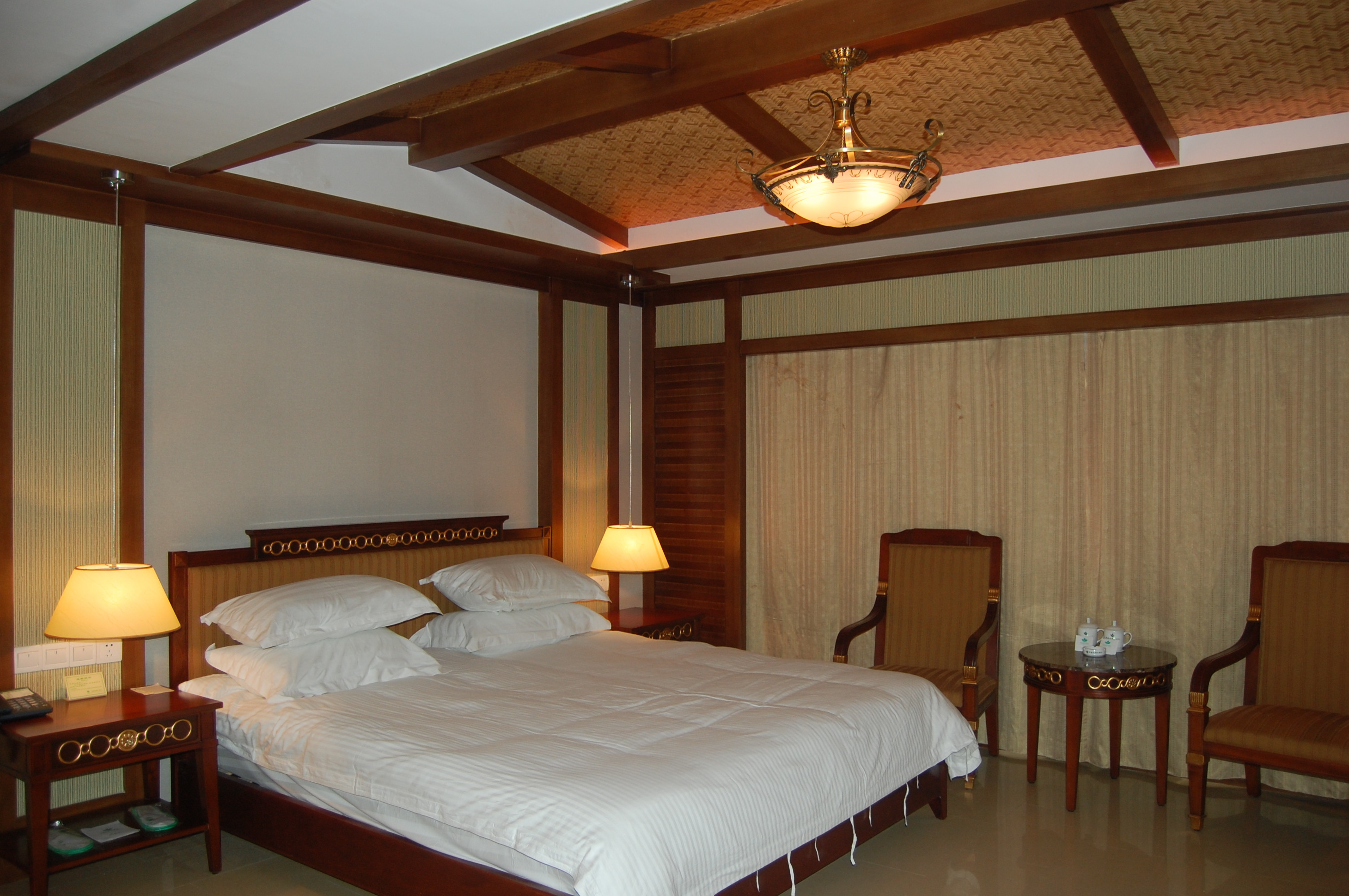 云上居VIP大床房（带温泉泡池）