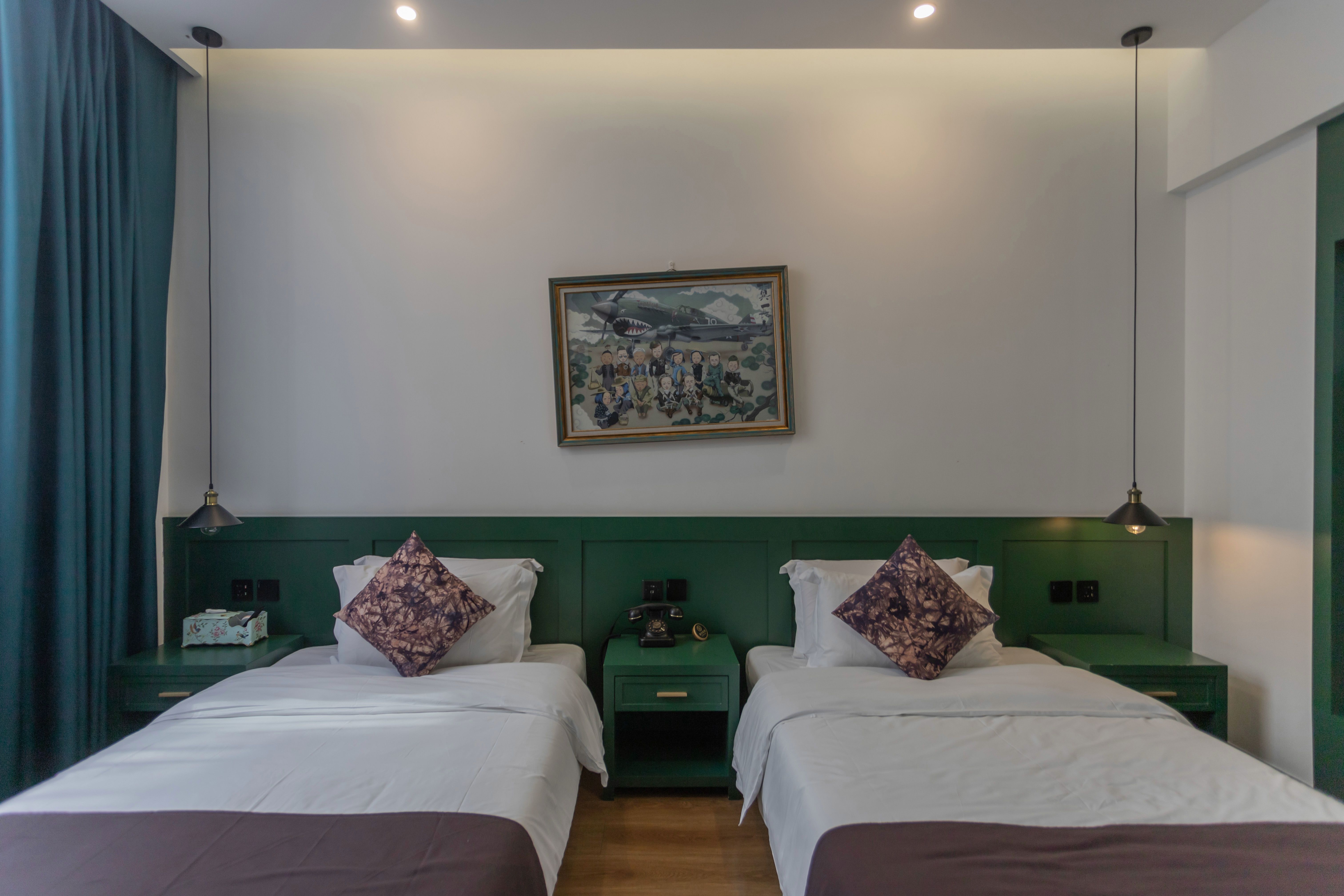 一隐西山丨设计双床房