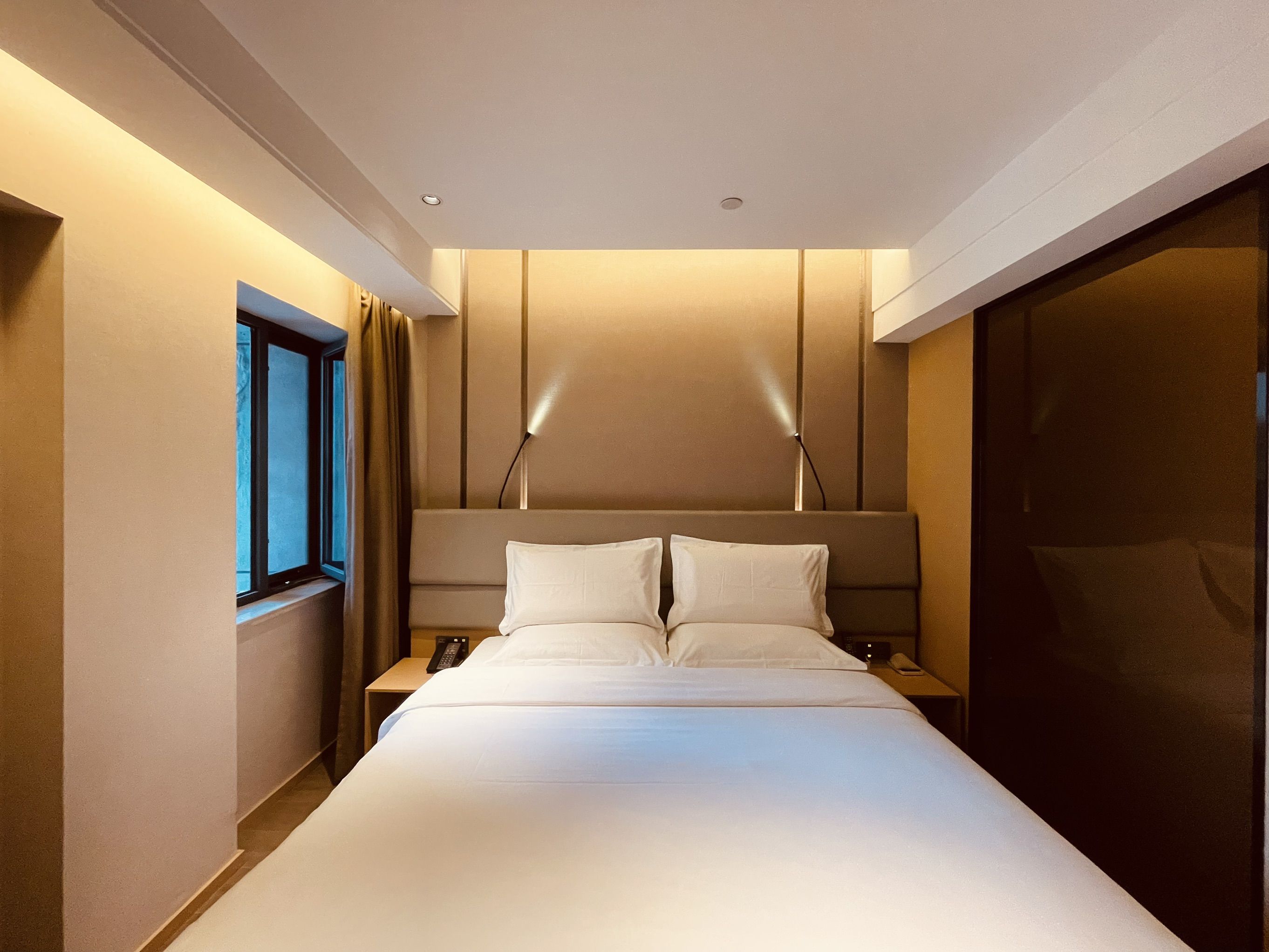 智慧优选大床房（电视投屏·零压床垫·智能声控·中央软水）