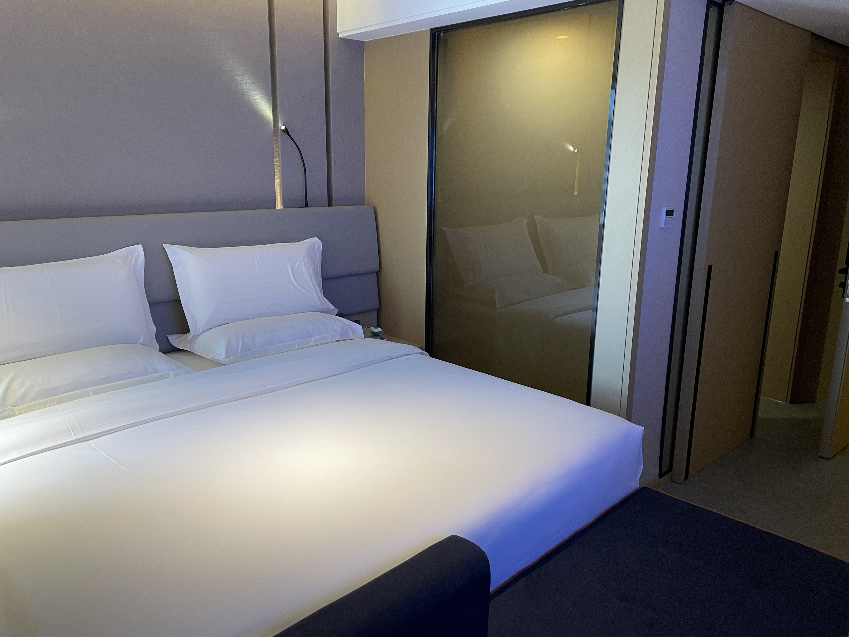 智慧优选大床房（电视投屏·零压床垫·智能声控·中央软水）