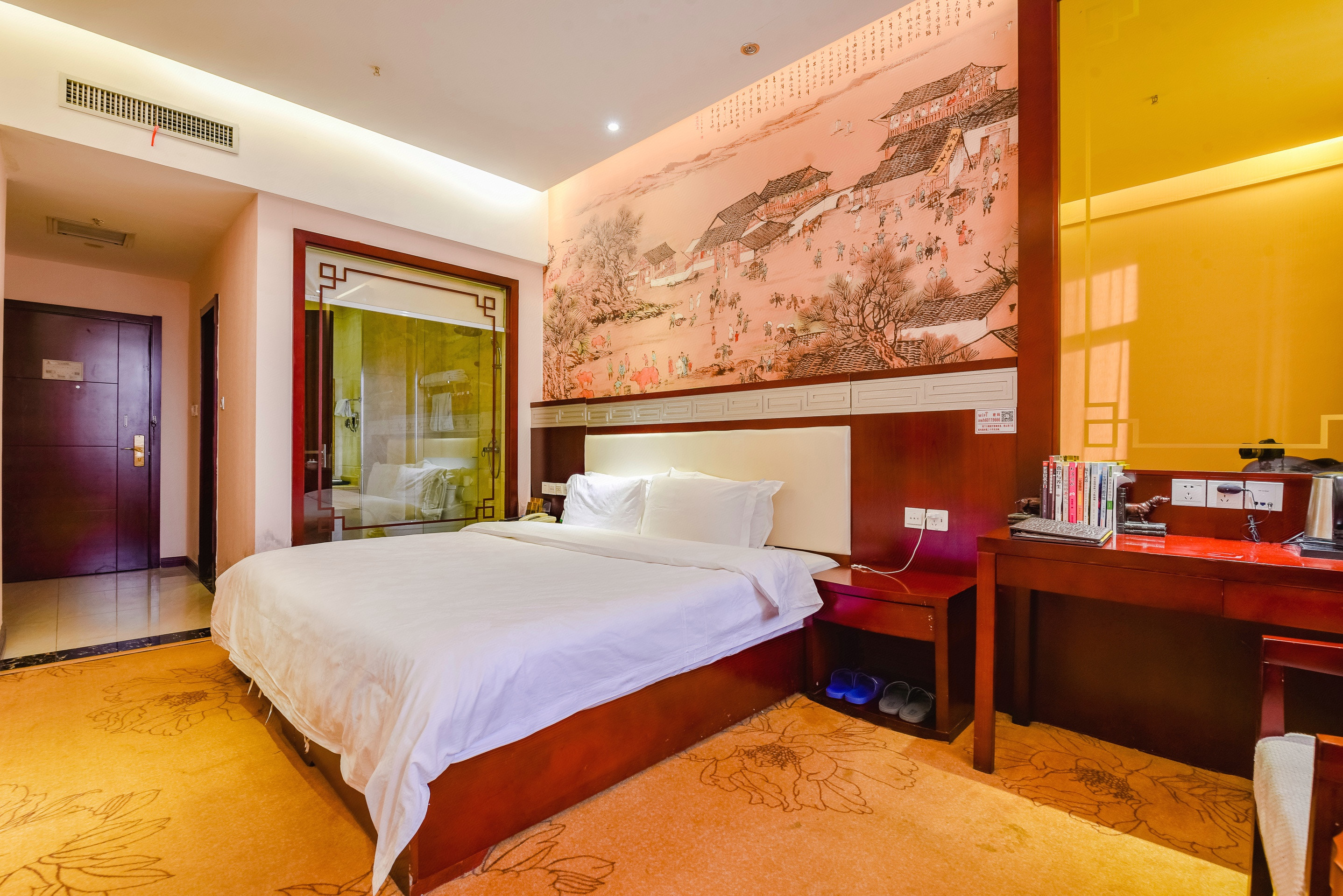 豪华大床房（亲肤床品）