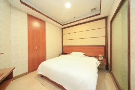 Meiling Hotel (Guangzhou IGC Tiande Square liede subway station shop)