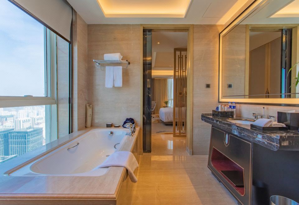 高级豪华房（悦享城景+深睡床垫+静音加湿器）