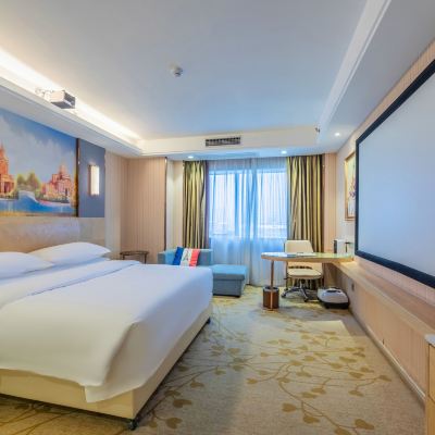 影音大床房 維也納國際酒店（長沙高鐵南站萬家麗廣場店）優惠