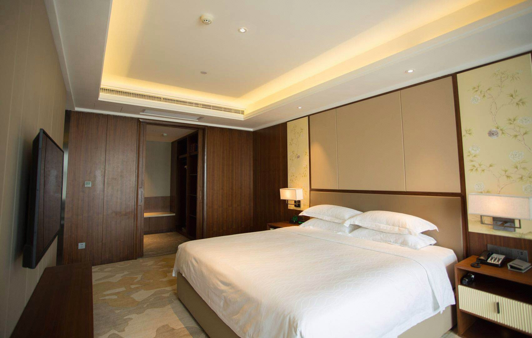 高级园林大床房