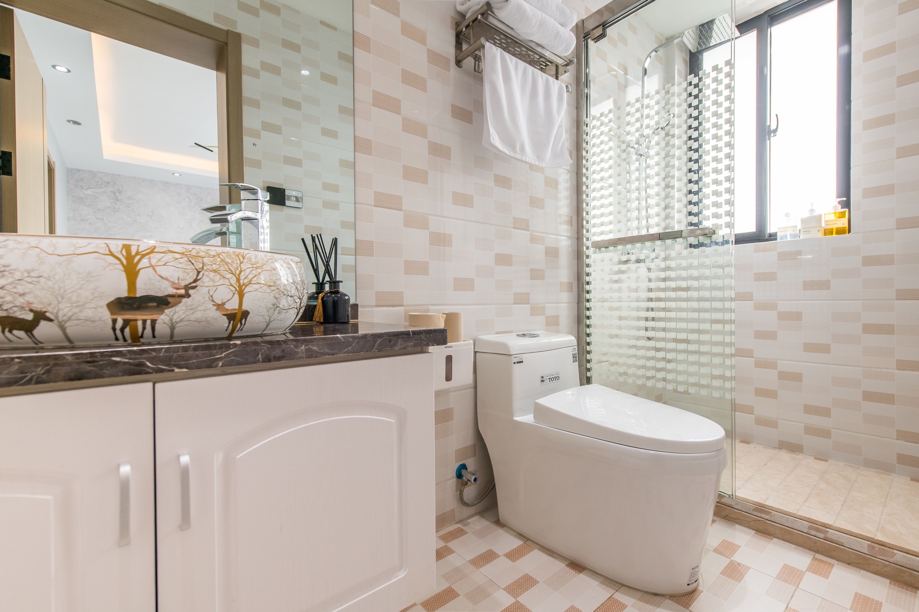 蜗牛谷8房湖景独栋度假别墅